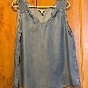 Time and Tru Light Blue Sleeveless Blouse